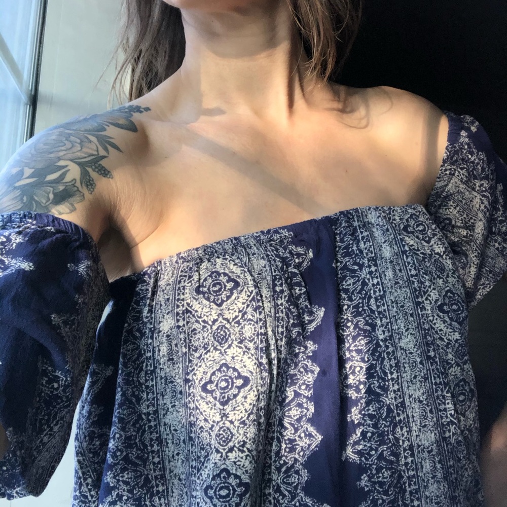 Billabong over the shoulders blouse
